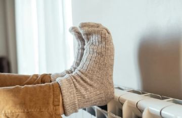 سبب برودة اليدين والقدمين باستمرار سبب برودة اليدين والقدمين باستمرار