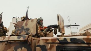 الجيش السوري يسيطر على غرب الفرات ويعلنها مناطق عسكرية مغلقة