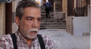 يحمل جوازا دون رقم قومي.. أيمن رضا: أطالب بالحصول على الجنسية السورية