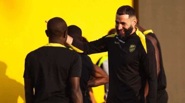 مفاجأة الميركاتو ..  الهلال ينقض على بنزيما