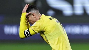 يغيب في مباريات الحسم ..  أسطورة الهلال يهاجم كريستيانو رونالدو (فيديو)