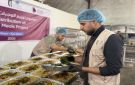 الهيئة الخيرية الأردنية توزع وجبات ساخنة في غزة - jo