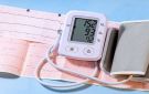 ضغط الدم المرتفع .. مخاطر صحية متعددة وأعراض يجب الانتباه لها