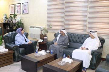 مدير عام مؤسسة الغذاء والدواء تلتقي السفير الإماراتي لدى المملكة مدير عام مؤسسة الغذاء والدواء تلتقي السفير الإماراتي لدى المملكة