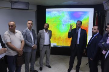 الأرصاد الجوية تبحث مع وفد سوري تعزيز التعاون وتبادل الخبرات الأرصاد الجوية تبحث مع وفد سوري تعزيز التعاون وتبادل الخبرات