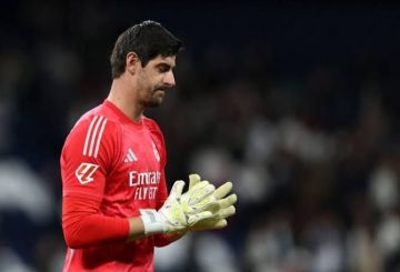 ضربة لريال مدريد قبل الكلاسيكو ..  غياب كورتوا بسبب الإنفلونزا