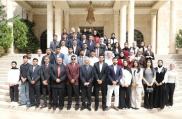 العيسوي: جهود الملك وولي العهد تفتح أمام الشباب آفاقا أوسع للإبداع والمشاركة في البناء العيسوي: جهود الملك وولي العهد تفتح أمام الشباب آفاقا أوسع للإبداع والمشاركة في البناء