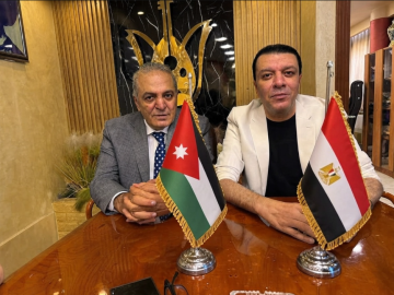 الجراح ومصطفى كامل يوقعان بروتوكول تعاون بين الفنانين الأردنيين والموسيقيين المصريين الجراح ومصطفى كامل يوقعان بروتوكول تعاون بين الفنانين الأردنيين والموسيقيين المصريين