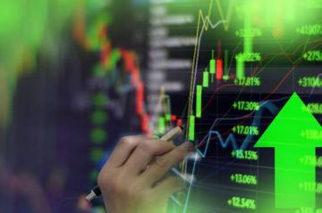 الأسهم البريطانية تفتح تعاملاتها الإثنين على ارتفاع الأسهم البريطانية تفتح تعاملاتها الإثنين على ارتفاع