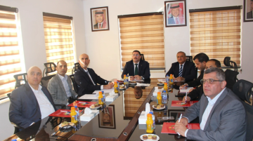 بحث التعاون بين المصابين العسكريين و الخدمة والإدارة العامة 