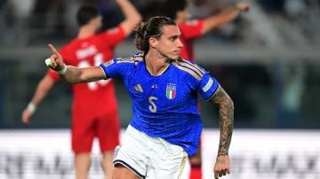 إيطاليا تهزم تركيا بثلاثية في دوري الأمم الأوروبية إيطاليا تهزم تركيا بثلاثية في دوري الأمم الأوروبية