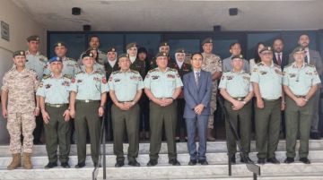 الخدمات الطبية الملكية تتسلم منحة طبية صينية لدعم المرضى الفلسطينيين في الأردن الخدمات الطبية الملكية تتسلم منحة طبية صينية لدعم المرضى الفلسطينيين في الأردن