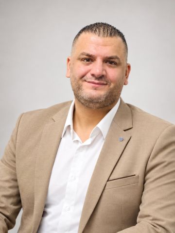 في يوم المعلم هل سيحل الذكاء الاصطناعي بديلا عنه في يوم المعلم هل سيحل الذكاء الاصطناعي بديلا عنه