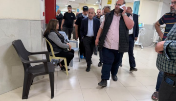 نائب رئيس الوزراء يطمئن على الحالة الصحية لمصابي حادثة الكرك نائب رئيس الوزراء يطمئن على الحالة الصحية لمصابي حادثة الكرك