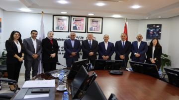 وزارة العمل توقع اتفاقيتين لدعم تشغيل 171 أردنيا في الزراعة والصناعات الغذائية وزارة العمل توقع اتفاقيتين لدعم تشغيل 171 أردنيا في الزراعة والصناعات الغذائية