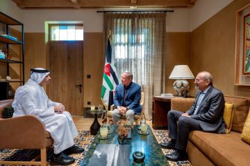 آل ثاني: شكرا للأردن .. وناقشت مع الملك أهمية تكامل تنسيق المواقف آل ثاني: شكرا للأردن .. وناقشت مع الملك أهمية تكامل تنسيق المواقف