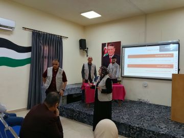 جلسة تعريفية بجائزة الحسين للعمل التطوعي في الرمثا جلسة تعريفية بجائزة الحسين للعمل التطوعي في الرمثا