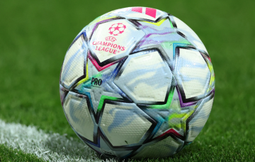 دوري أبطال أوروبا: قمتان من العيار الثقيل لحامل اللقب ووصيفه