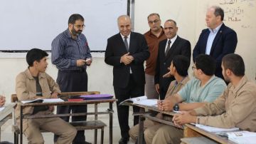 وزير التربية يتفقد مسار التعليم المهني والتقني في الزرقاء وزير التربية يتفقد مسار التعليم المهني والتقني في الزرقاء