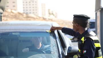بدء الحملة المرورية الشتوية للتأكد من السلامة الفنية للمركبات بدء الحملة المرورية الشتوية للتأكد من السلامة الفنية للمركبات