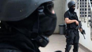 جريمة مقهى فاس .. توقيف مشتبه به والتحقيق في خلاف سابق مع الضحية جريمة مقهى فاس .. توقيف مشتبه به والتحقيق في خلاف سابق مع الضحية