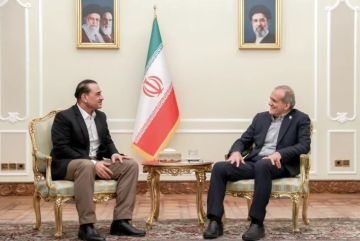 قائد الجيش الباكستاني إلى طهران الثلاثاء لدفع جهود الوساطة قائد الجيش الباكستاني إلى طهران الثلاثاء لدفع جهود الوساطة
