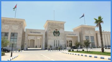 العثور على جثة فتاة مفقودة جراء السيول واستمرار البحث عن مفقودين العثور على جثة فتاة مفقودة جراء السيول واستمرار البحث عن مفقودين