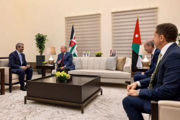 الملك يجدد التأكيد على رفض الاعتداءات الإسرائيلية على الأراضي السورية الملك يجدد التأكيد على رفض الاعتداءات الإسرائيلية على الأراضي السورية