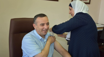 حملة تطعيم ضد الانفلونزا لكوادر مستشفى الملك المؤسس حملة تطعيم ضد الانفلونزا لكوادر مستشفى الملك المؤسس