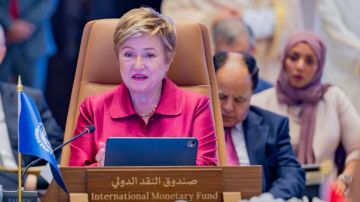 صندوق النقد: إعادة توجيه إمدادات الخليج بعيدا عن هرمز جنبت العالم صدمة أكبر صندوق النقد: إعادة توجيه إمدادات الخليج بعيدا عن هرمز جنبت العالم صدمة أكبر