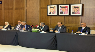 الحكومة: أولوياتنا الاستثمارية خارج العاصمة لتعزيز التنمية في المحافظات الحكومة: أولوياتنا الاستثمارية خارج العاصمة لتعزيز التنمية في المحافظات