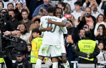 ريال مدريد يستعيد نغمة الانتصارات برباعية في مرمى إشبيلية ريال مدريد يستعيد نغمة الانتصارات برباعية في مرمى إشبيلية