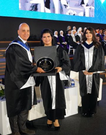 جمعة يستقبل من مجلس أمناء جامعة الاميرة سمية جمعة يستقبل من مجلس أمناء جامعة الاميرة سمية
