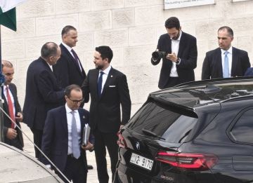 ولي العهد يزور وزارة العدل ولي العهد يزور وزارة العدل