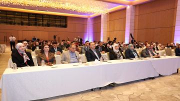 مختصون: الذكاء الاصطناعي ليس بديلا عن الصحفيين والمذيعين مختصون: الذكاء الاصطناعي ليس بديلا عن الصحفيين والمذيعين