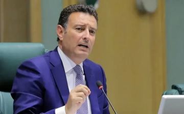 الصفدي: 4 أسماء مطروحة لرئاسة مجلس النواب الصفدي: 4 أسماء مطروحة لرئاسة مجلس النواب