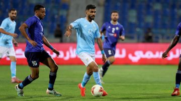 الفيصلي ينفرد بصدارة الدوري الأردني للمحترفين الفيصلي ينفرد بصدارة الدوري الأردني للمحترفين