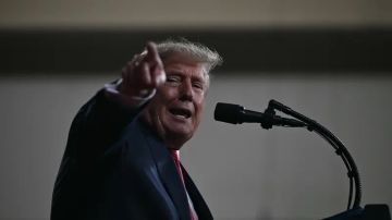 ترامب: السؤال حاليا هل أبرم اتفاقا مع الإيرانيين أم أقضي عليهم تماما ترامب: السؤال حاليا هل أبرم اتفاقا مع الإيرانيين أم أقضي عليهم تماما