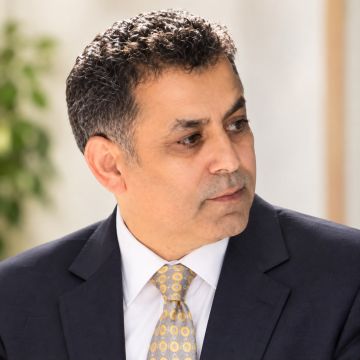 حيرة الناخب بين المقاطعة والتصويت لرابطة الدم والقرابة حيرة الناخب بين المقاطعة والتصويت لرابطة الدم والقرابة