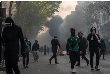 من إكس إلى تيك توك .. اتهامات لروسيا واليمين المتطرف بتضخيم مشاهد العنف في فرنسا من إكس إلى تيك توك .. اتهامات لروسيا واليمين المتطرف بتضخيم مشاهد العنف في فرنسا