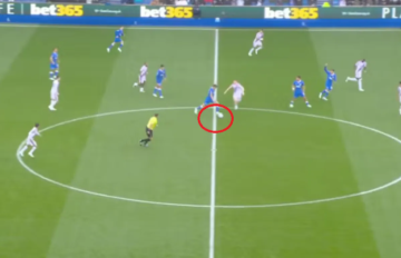 دييغو غوميز يسجل هدف الموسم في الدوري الإنجليزي