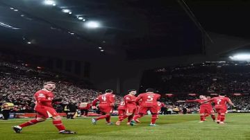 ليفربول يفوز على لاسك 6-3 وباركولا يسجل ثلاثية
