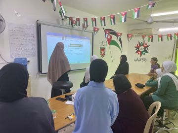 مركز شابات جديتا ينفذ دورة في لغة بايثون والذكاء الاصطناعي. مركز شابات جديتا ينفذ دورة في لغة بايثون والذكاء الاصطناعي.