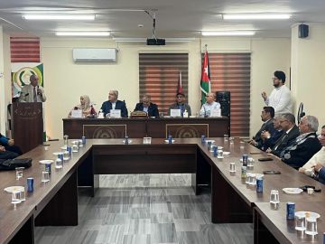 مندوب مديرية ثقافة إربد يشارك في فعاليات مهرجان إربد الشعري مندوب مديرية ثقافة إربد يشارك في فعاليات مهرجان إربد الشعري
