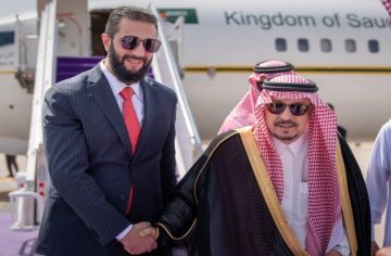 الشرع في زيارة رسمية للرياض للقاء ولي العهد السعودي الشرع في زيارة رسمية للرياض للقاء ولي العهد السعودي