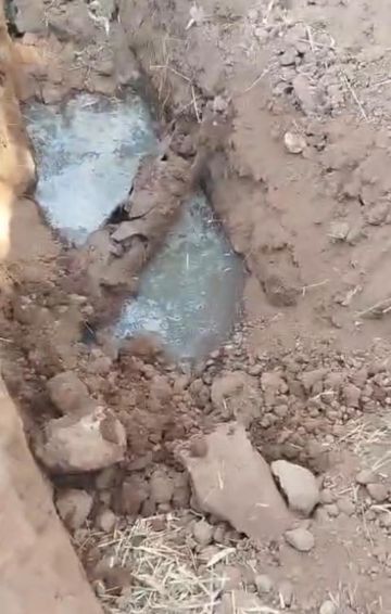 ضبط اعتداء لتفريغ مياه صناعية في شبكة الصرف الصحي ضبط اعتداء لتفريغ مياه صناعية في شبكة الصرف الصحي