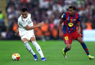 الملكي الريال يسحق برشلونة على ملعبه ويحسم كلاسيكو الأرض