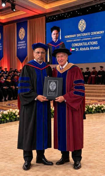 فرج يتسلم الدكتوراه الفخرية من جامعة كينيدي في باريس فرج يتسلم الدكتوراه الفخرية من جامعة كينيدي في باريس