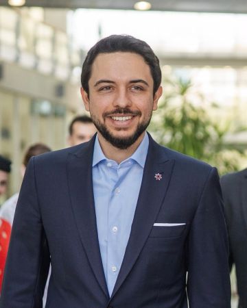 مندوبا عن الملك، ولي العهد يشارك في قمة دول جنوب أوروبا ميد 9 مندوبا عن الملك، ولي العهد يشارك في قمة دول جنوب أوروبا ميد 9