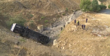 الأردن.. سائق حافلة يروي تفاصيل حادث طريق المطار الأردن.. سائق حافلة يروي تفاصيل حادث طريق المطار